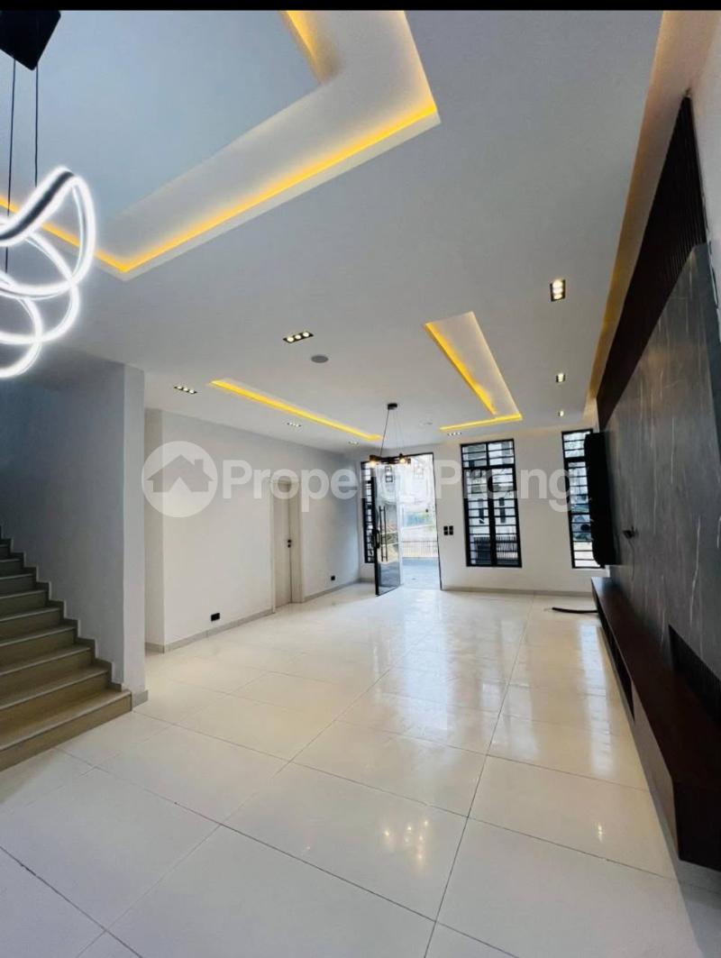 5 bedroom House for sale Ikota Lekki Lagos