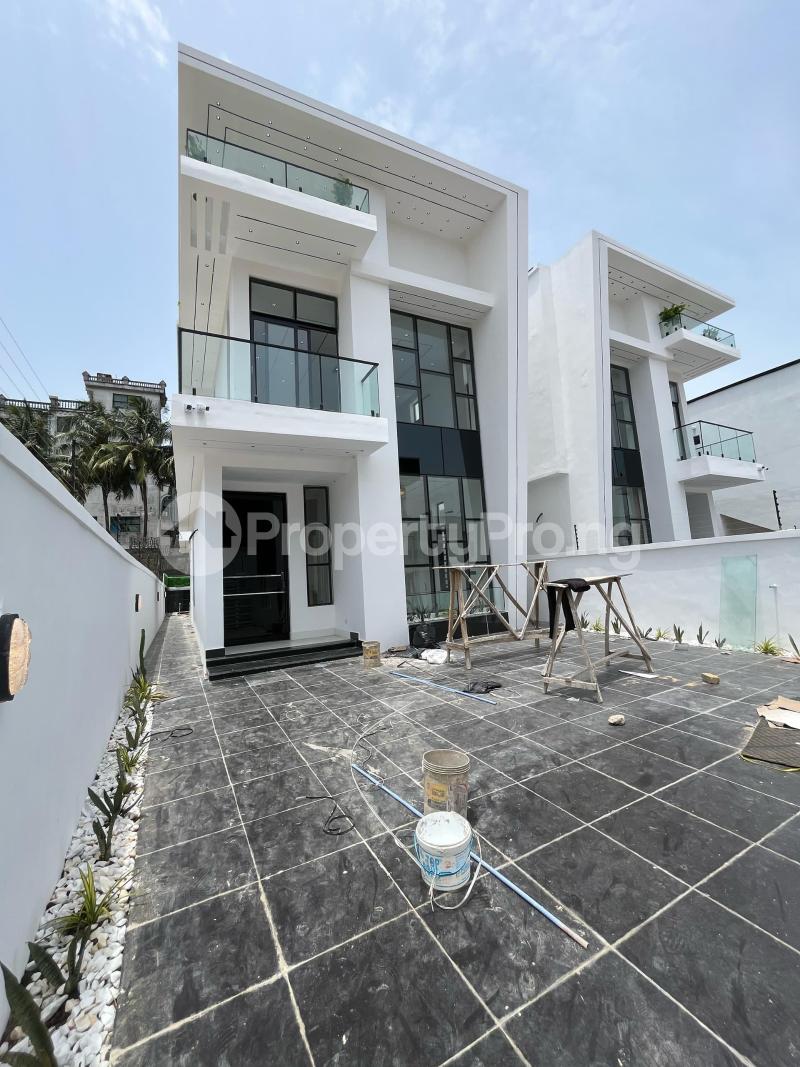 5 bedroom House for sale chevron Lekki Lagos - 0