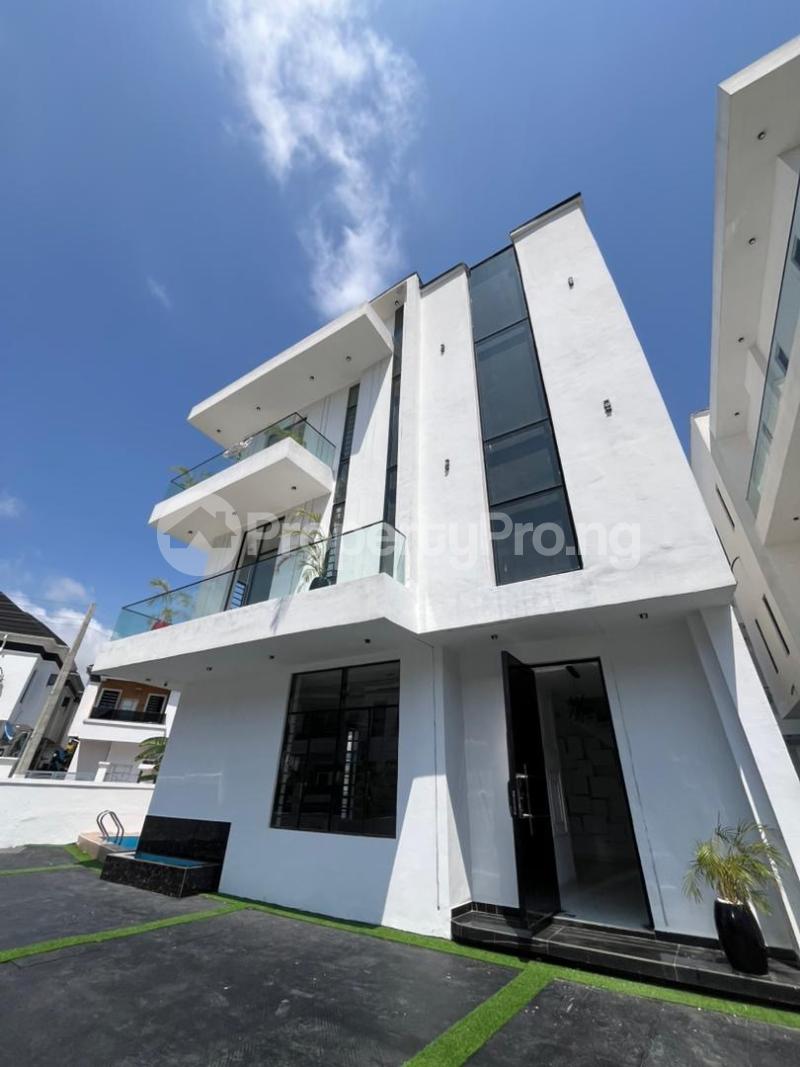 5 bedroom House for sale 2nd Toll Gate Lekki Lagos