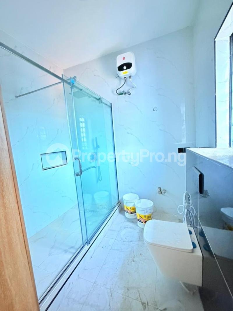 House for sale Magodo Kosofe/Ikosi Lagos