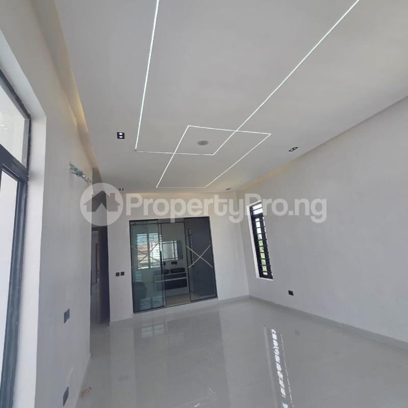 5 bedroom House for sale Sangotedo Ajah Lagos