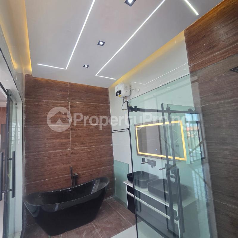 5 bedroom House for sale Sangotedo Ajah Lagos