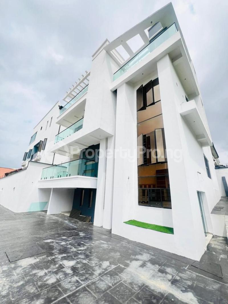 5 bedroom House for sale Magodo Gra Phase 2 Ikeja Lagos