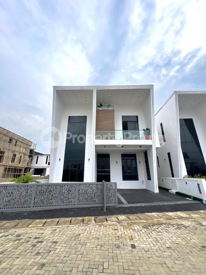 5 bedroom House for sale Chevron Lekki Lagos
