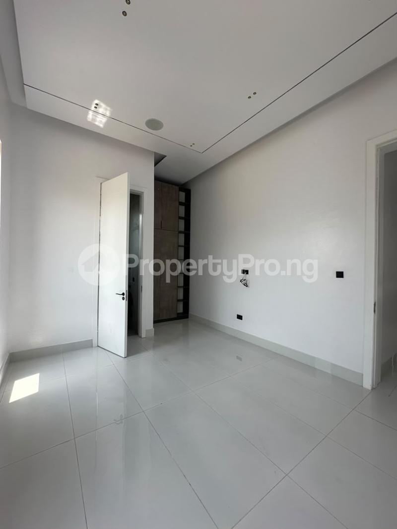 5 bedroom House for sale Ikota Lekki Lagos