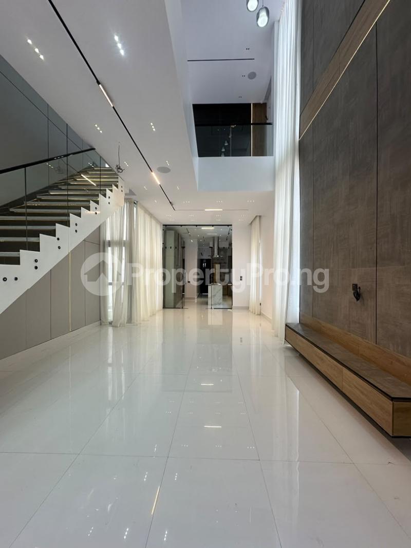 5 bedroom House for sale Ikota Lekki Lagos