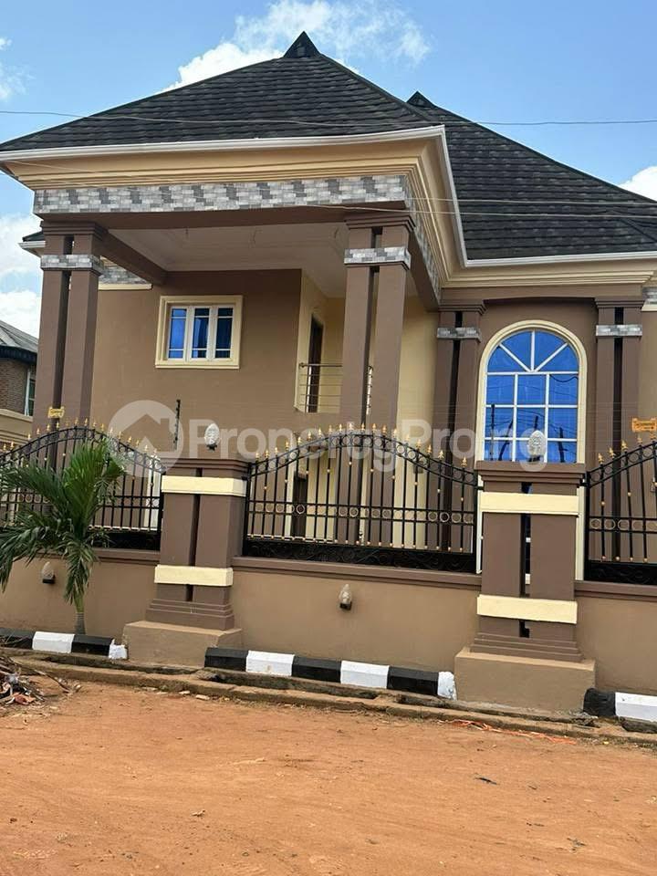 5 bedroom House for sale Baruwa Ipaja Lagos