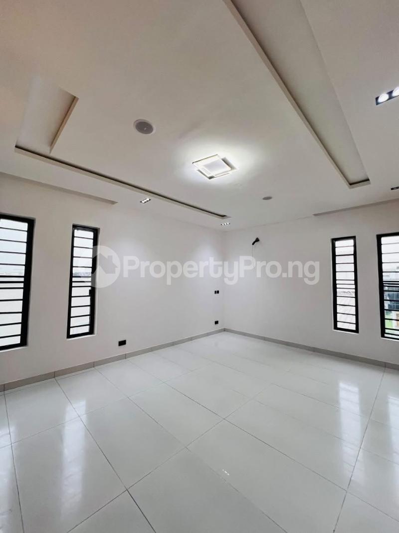 5 bedroom House for sale Ikota Lekki Lagos
