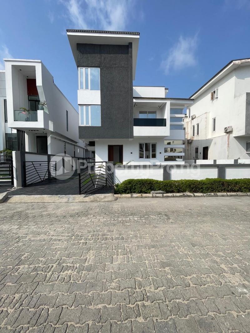 5 bedroom House for sale chevron Lekki Lagos