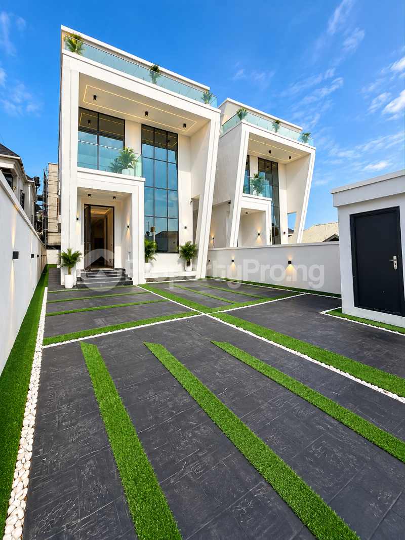 5 bedroom House for sale Ologolo Lekki Lagos