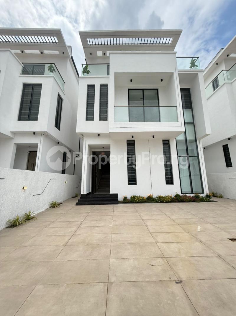 5 bedroom House for sale Chevron Lekki Lagos