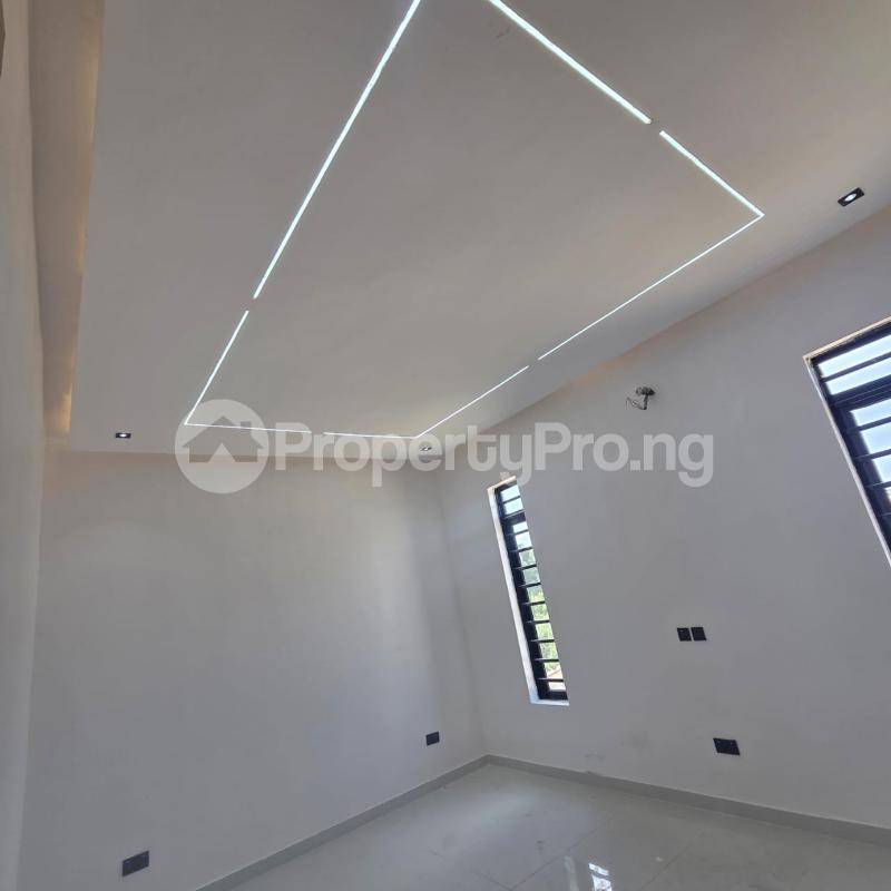 5 bedroom House for sale Sangotedo Ajah Lagos