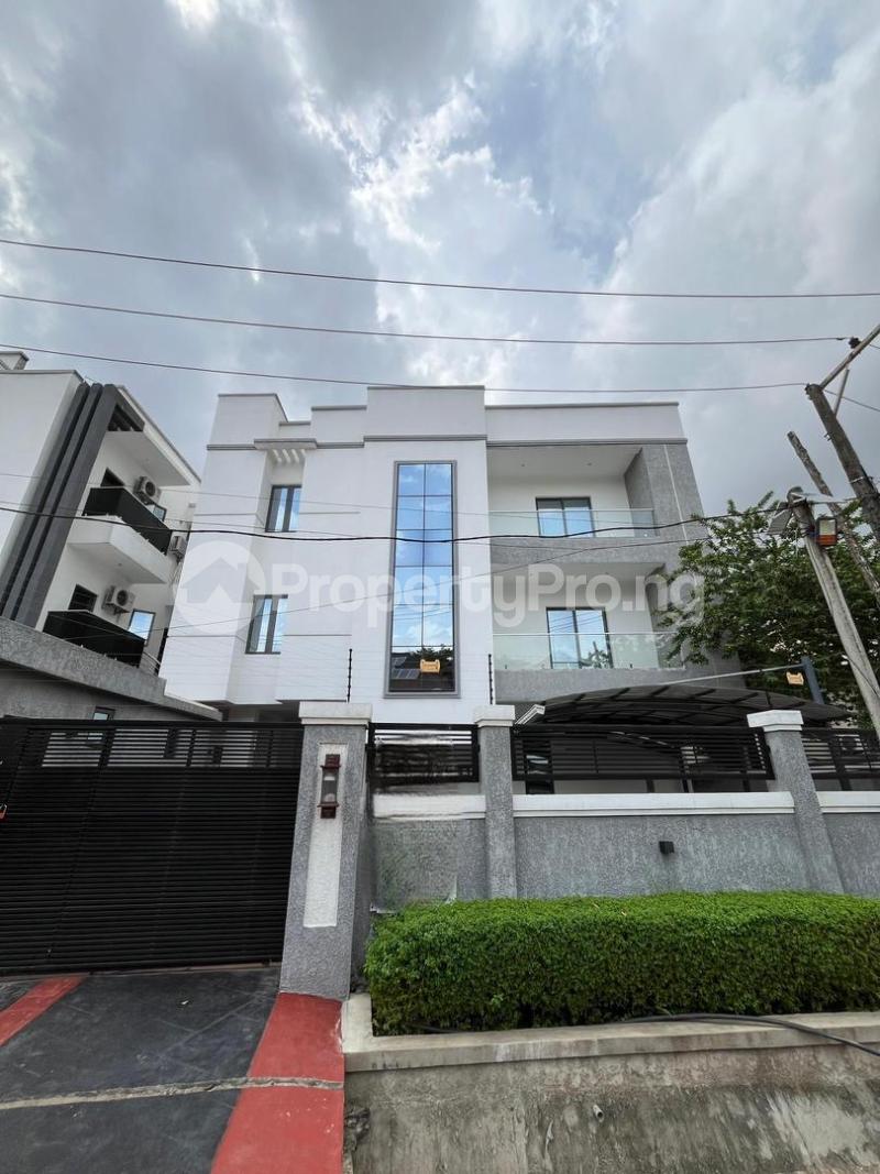 5 bedroom House for sale Omole phase 1 Ojodu Lagos