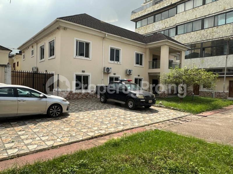 5 bedroom House for rent Golf Road Ikoyi Lagos