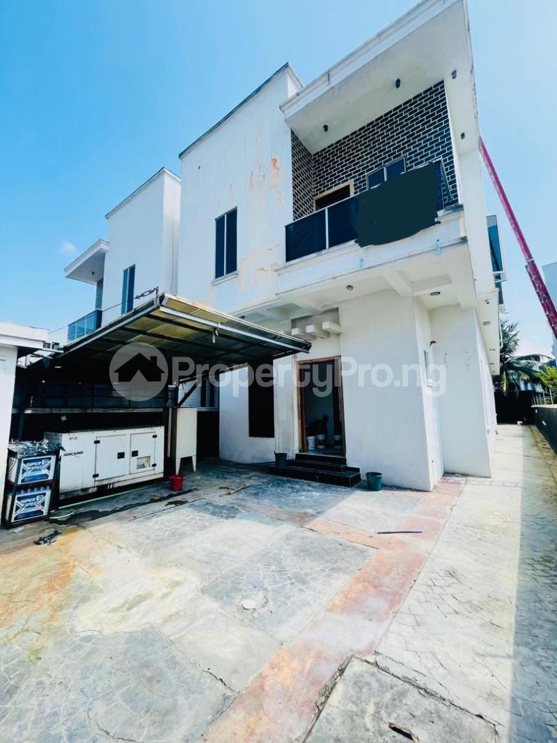 5 bedroom House for rent Ologolo Lekki Lagos