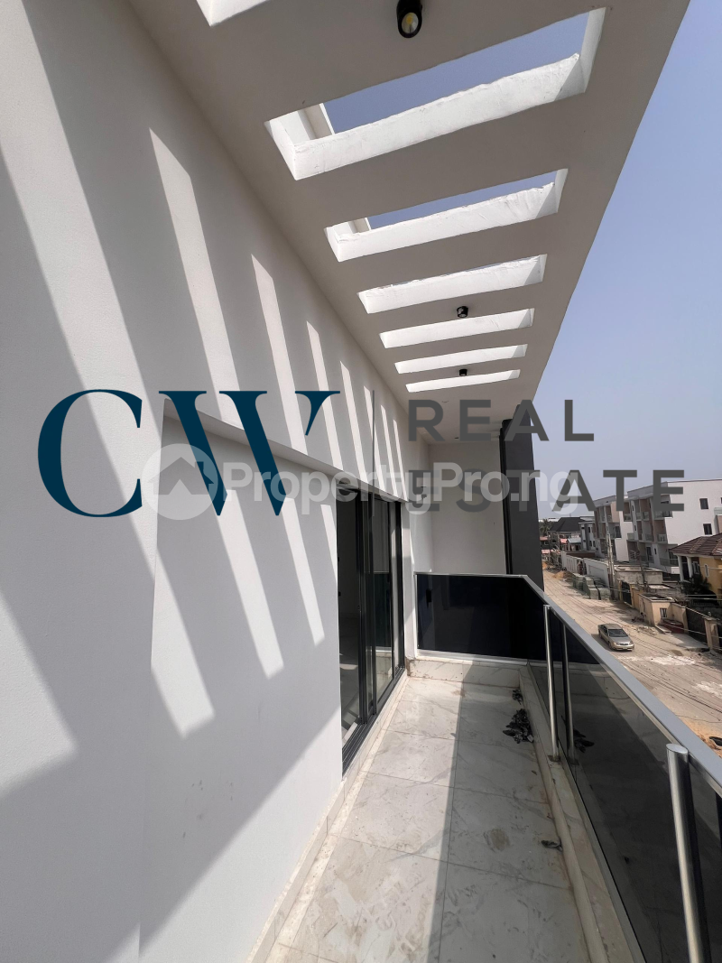 5 bedroom House for sale Ologolo Lekki Lagos