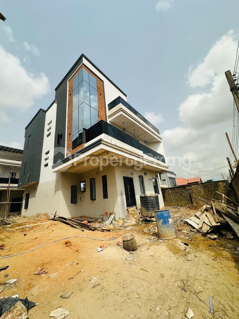 5 bedroom House for sale Magodo Phase 2 Kosofe/Ikosi Lagos
