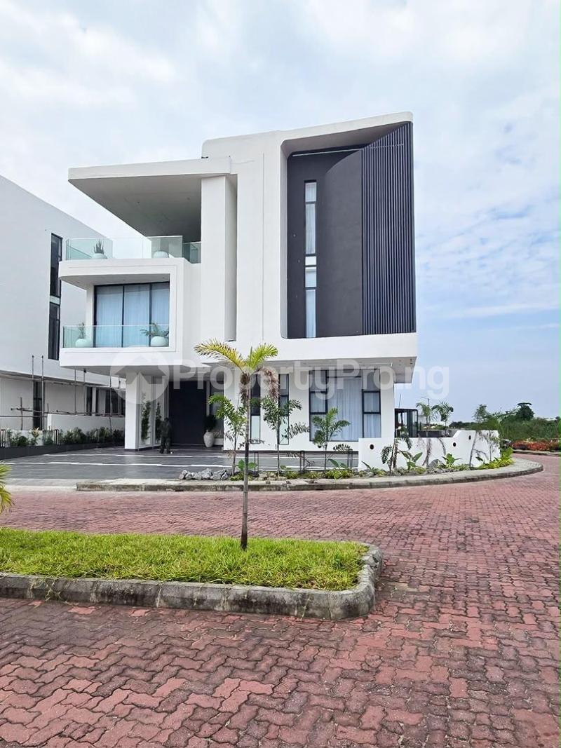 5 bedroom House for sale Osapa london Lekki Lagos