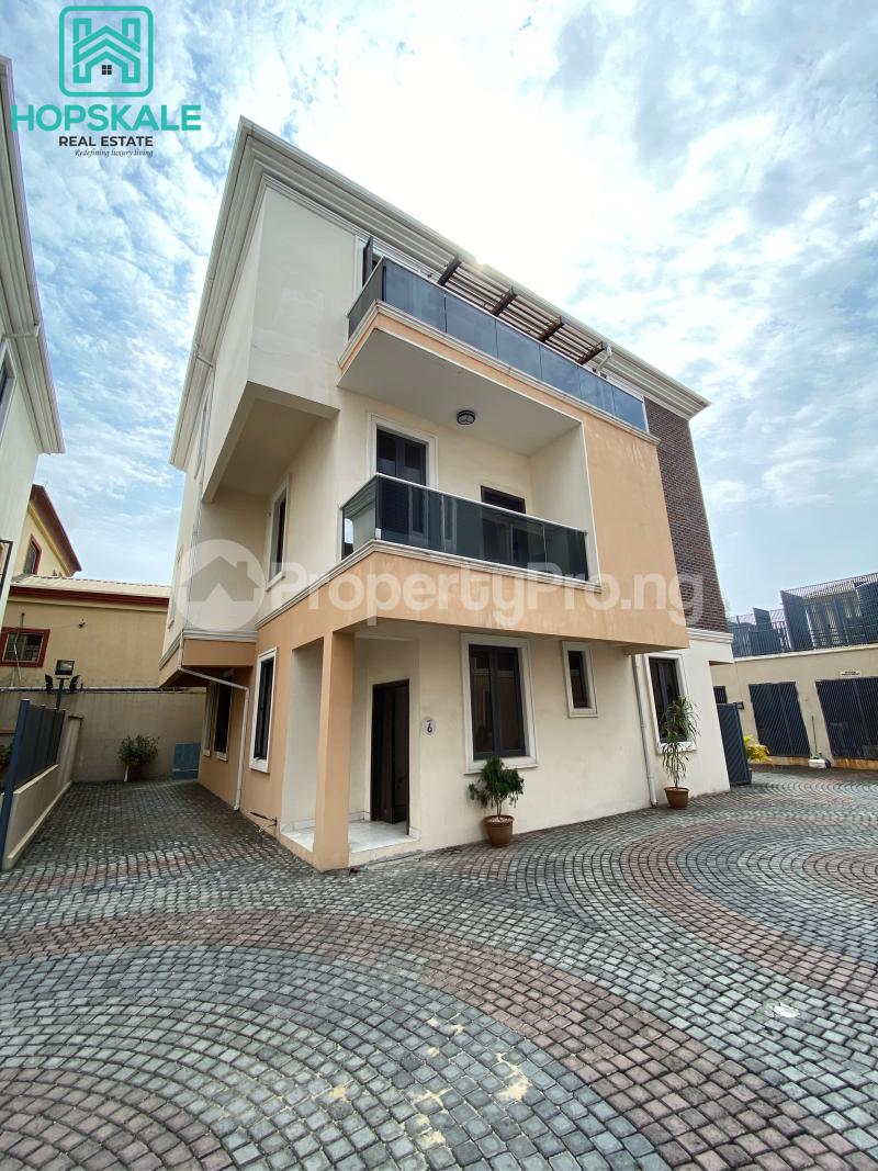 5 bedroom House for sale Osapa london Lekki Lagos