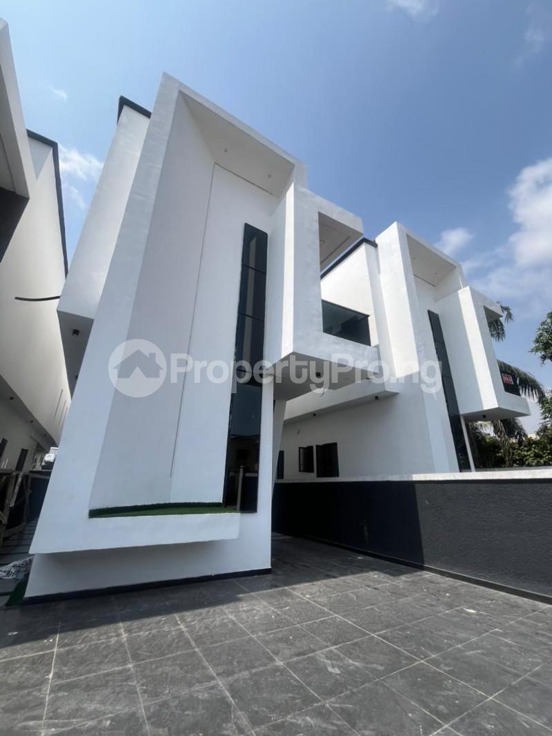 5 bedroom House for sale Off Lekki-Epe Expressway Ajah Lagos