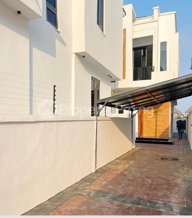 5 bedroom House for sale Chevron Drive Lekki Lagos
