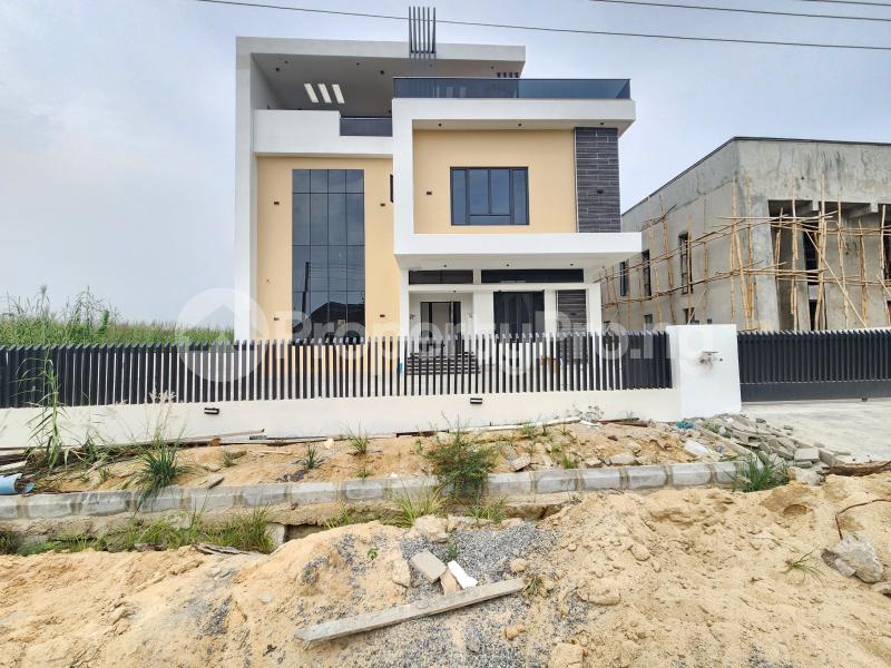 5 bedroom House for sale Nothern Foreshore Chevron Lekki Lagos