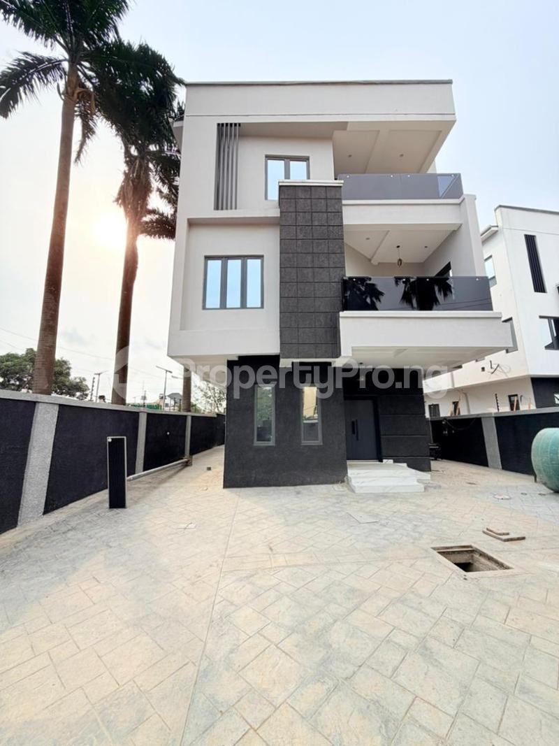 5 bedroom House for sale Omole phase 1 Ojodu Lagos