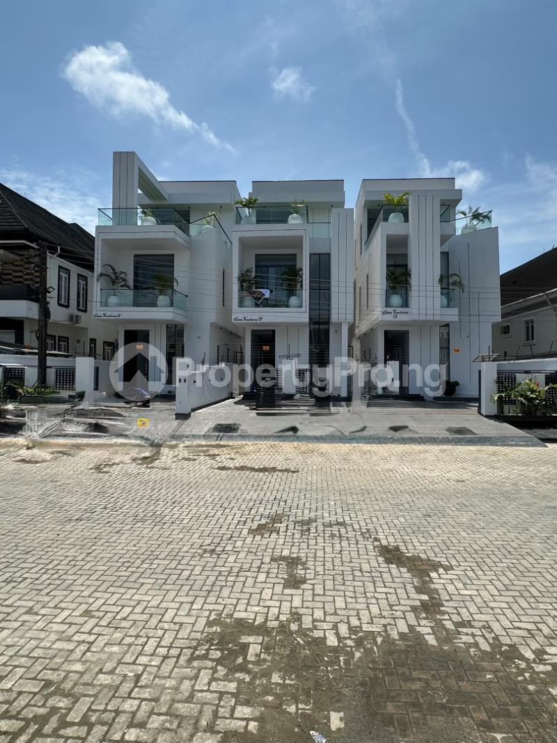 5 bedroom House for sale Ikota Lekki Lagos