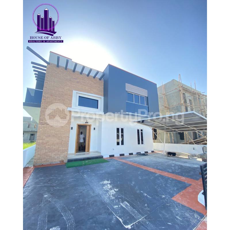 5 bedroom House for sale chevron Lekki Lagos