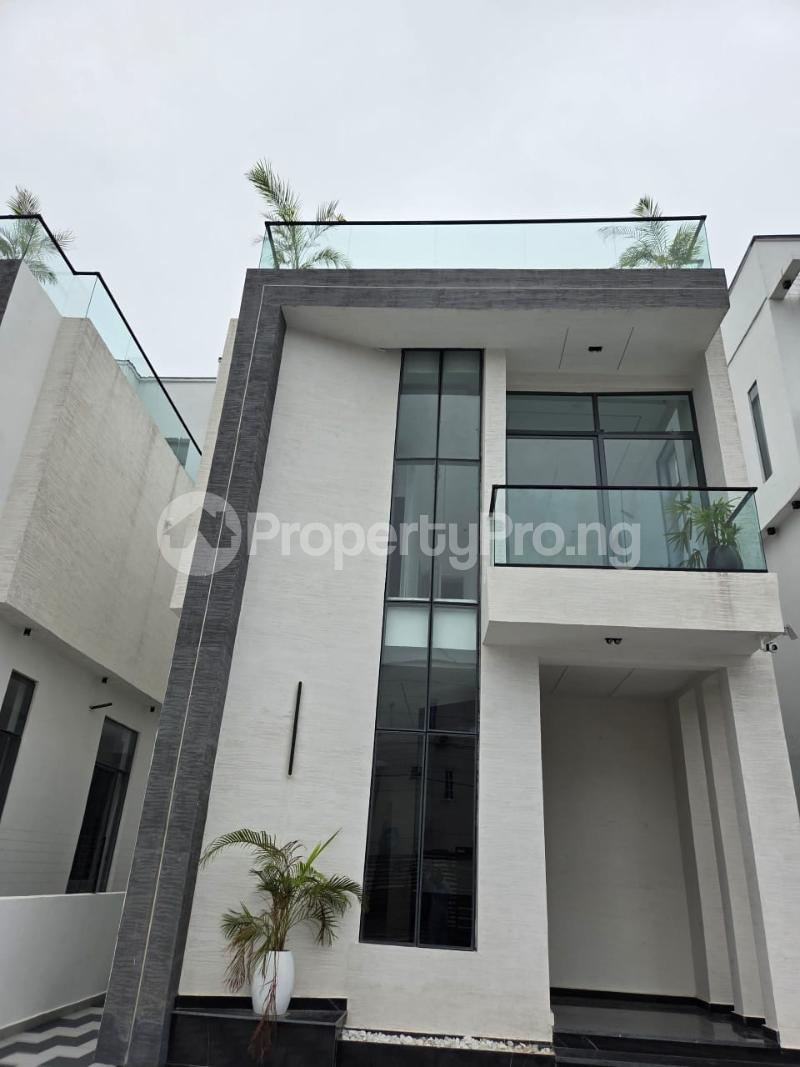 5 bedroom House for sale Estate Osapa london Lekki Lagos