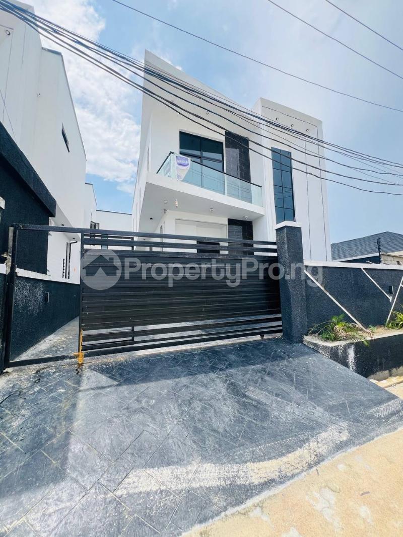 5 bedroom House for sale In A Gated And Secured Estate Ikota Lekki Lagos