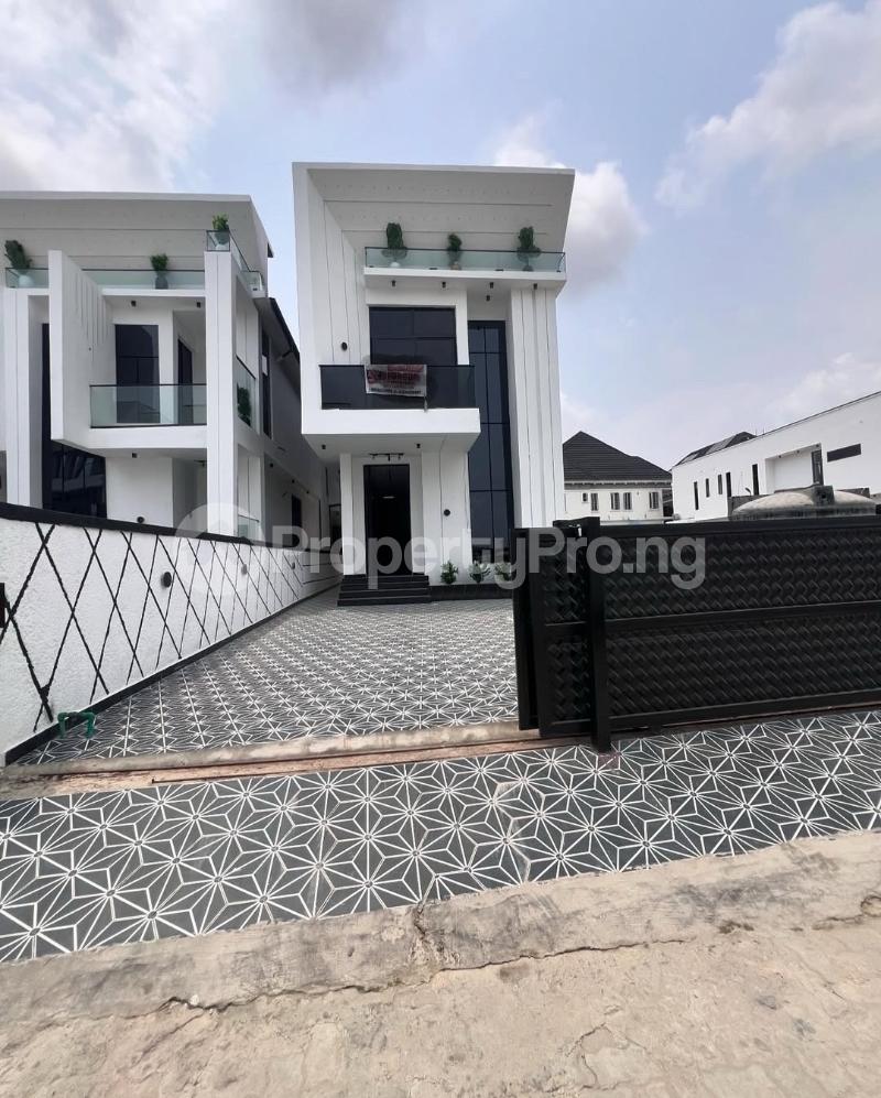 5 bedroom House for sale Chevron Lekki Lagos