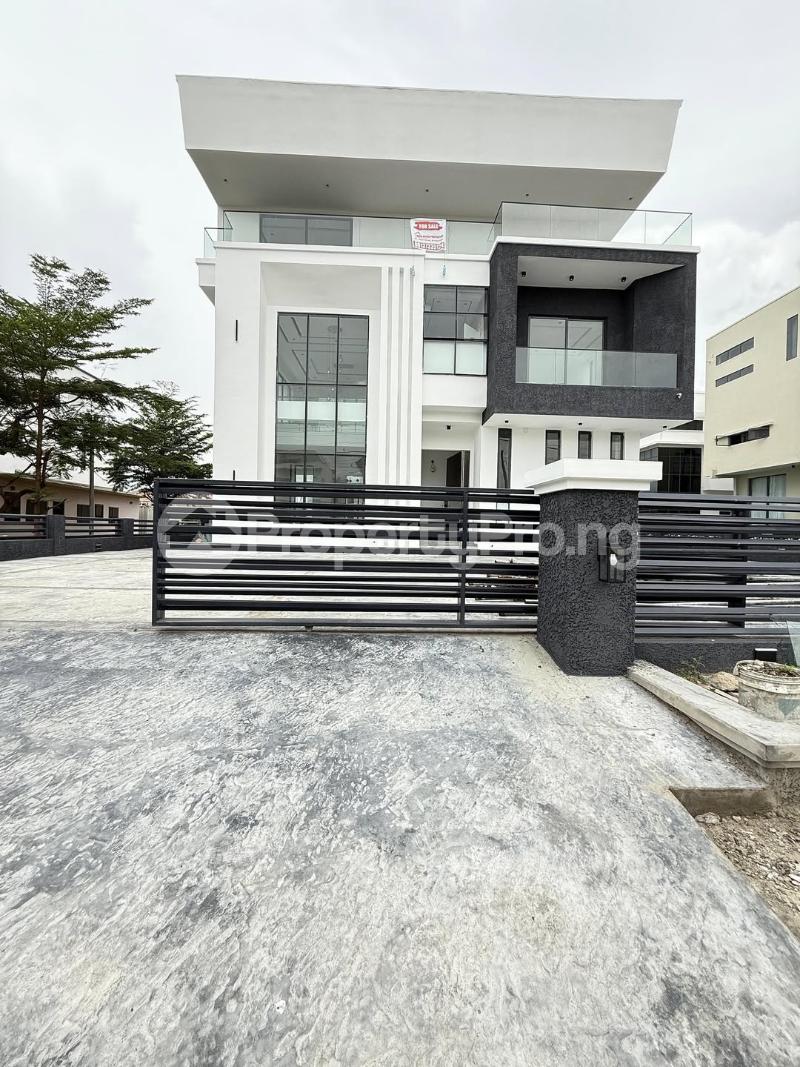 5 bedroom House for sale Osapa london Lekki Lagos