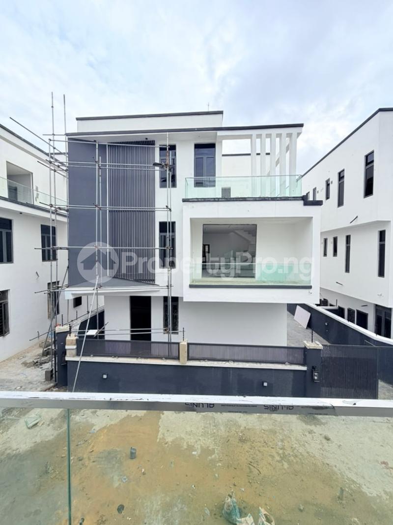 5 bedroom House for sale Omole phase 2 Ojodu Lagos