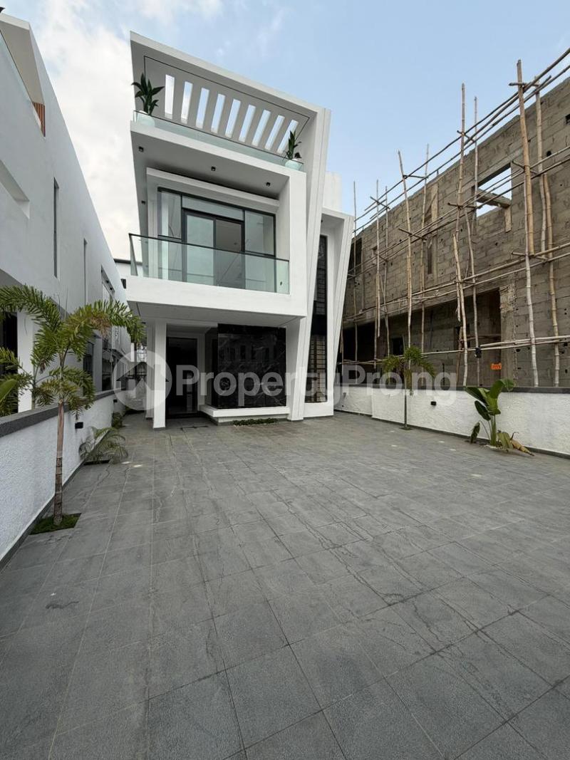 5 bedroom House for sale Chevron Toll Gate Lekki Lagos