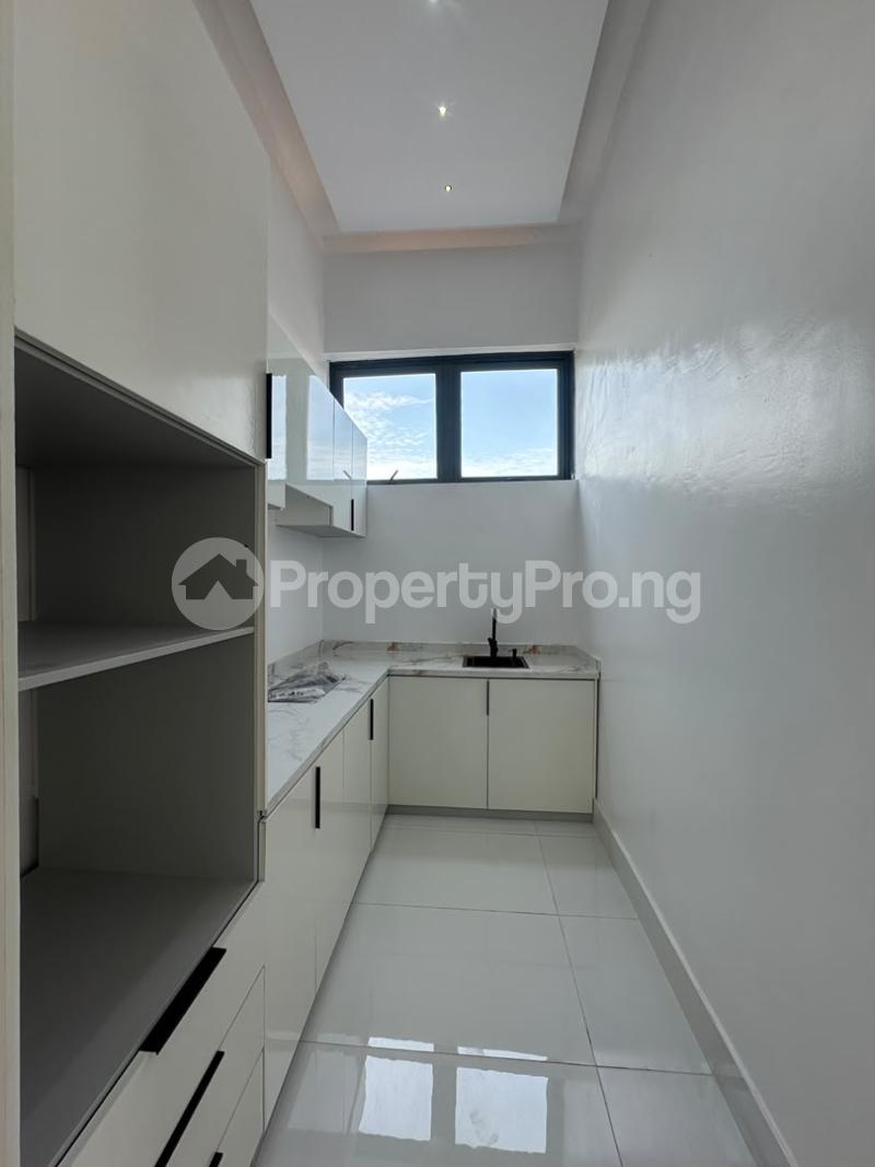5 bedroom House for sale Ikota Lekki Lagos