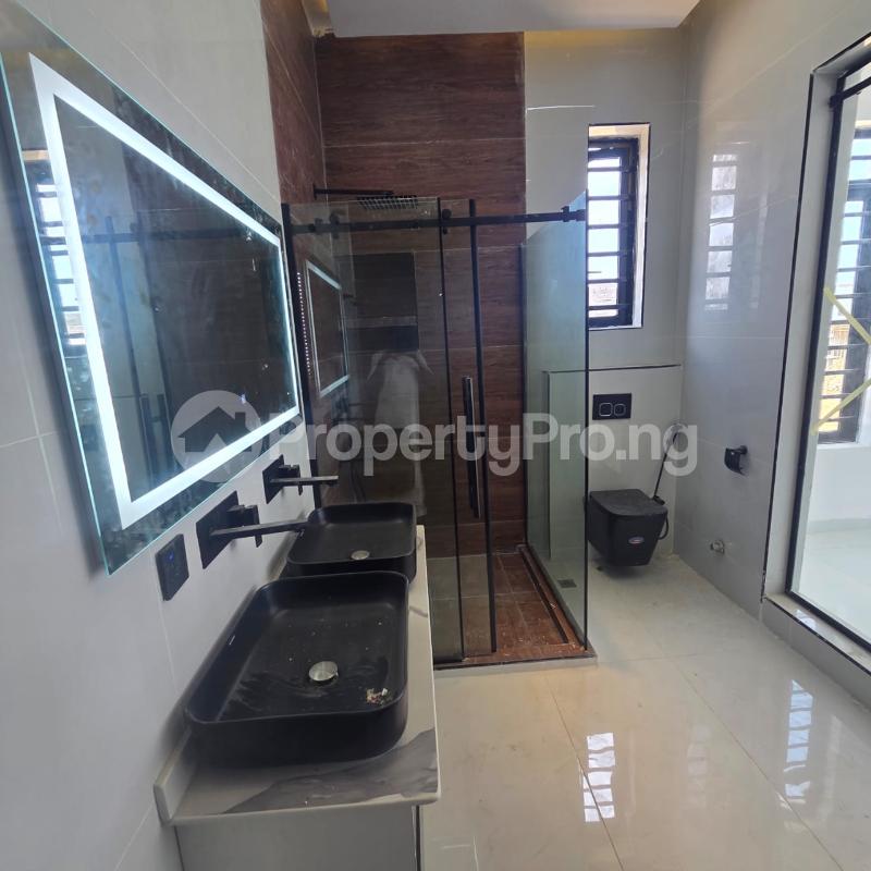 5 bedroom House for sale Sangotedo Ajah Lagos
