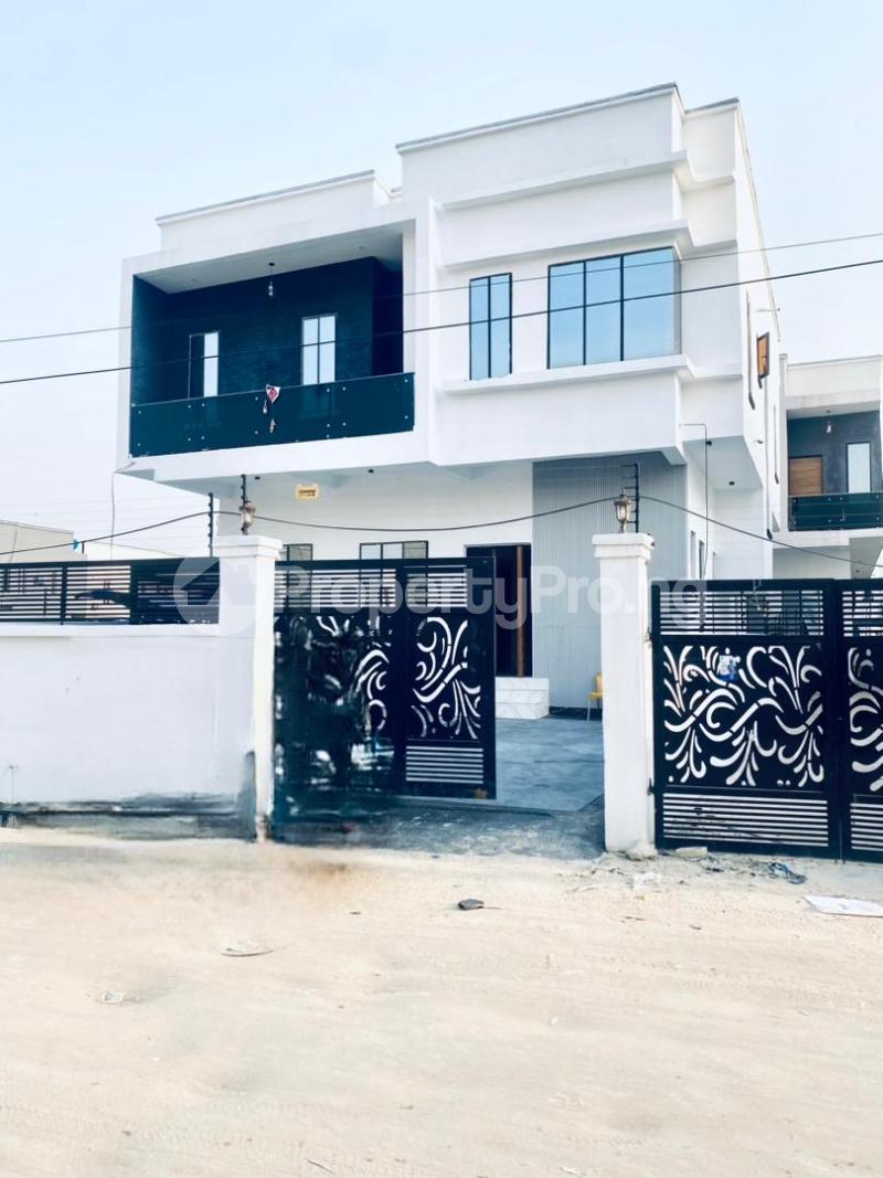 5 bedroom House for sale Off Lekki-Epe Expressway Ajah Lagos