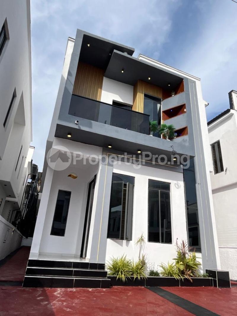5 bedroom House for sale Ado Road Ajah Lagos