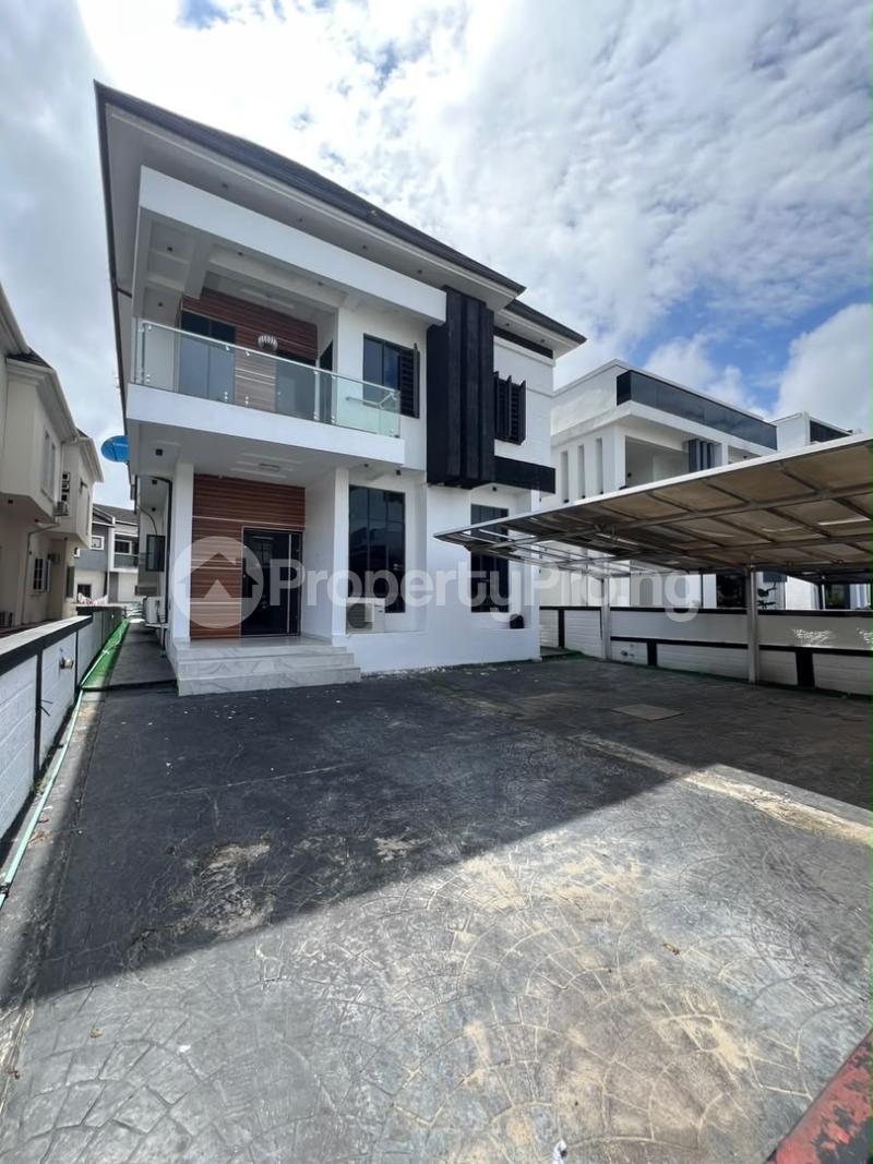 5 bedroom House for rent Ikota Lekki Lagos