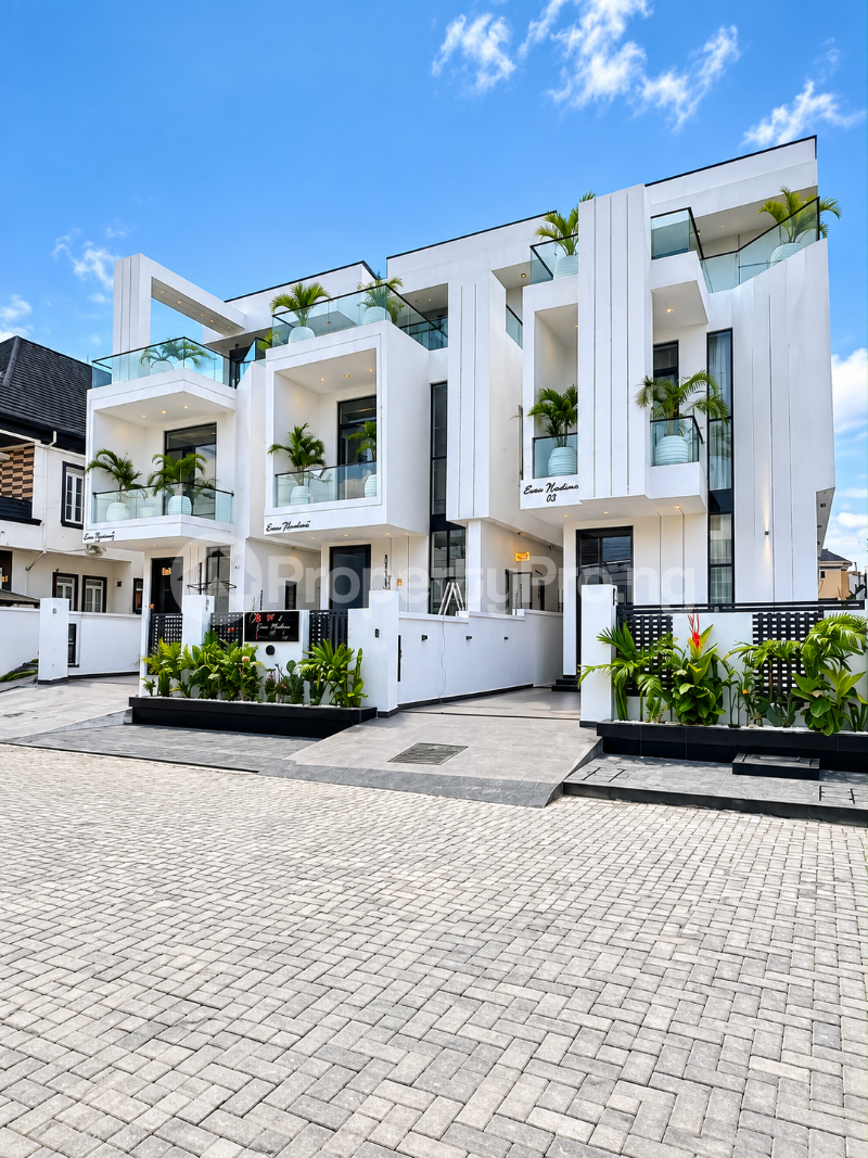 5 bedroom House for sale Ikota Lekki Lagos