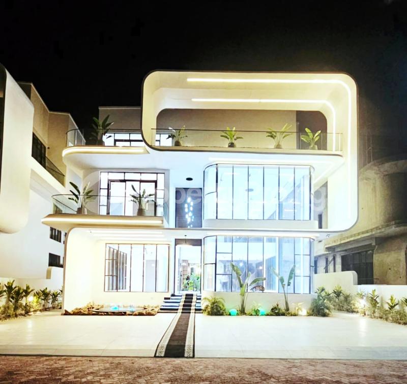5 bedroom House for sale Osapa london Lekki Lagos