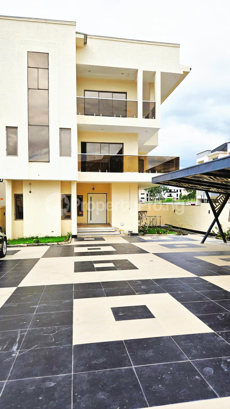 5 bedroom House for sale Guzape Abuja