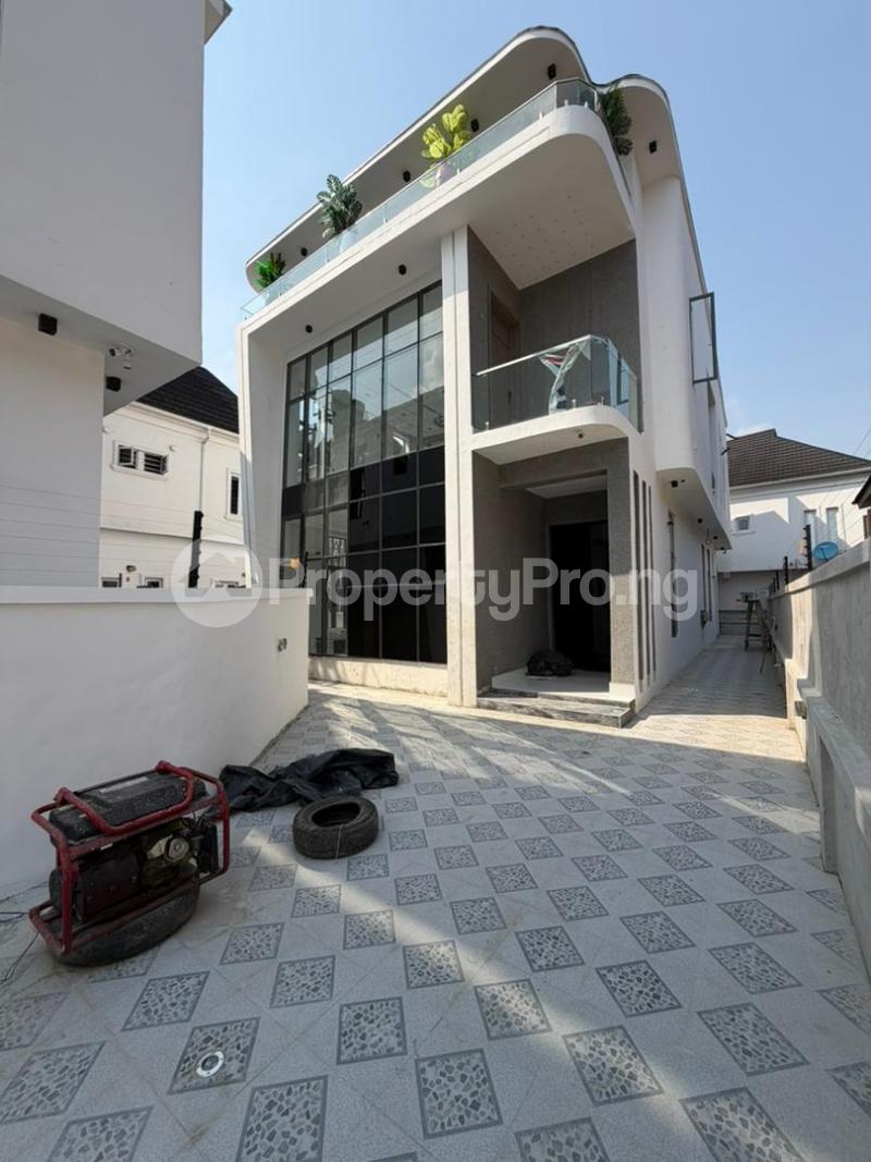 5 bedroom House for sale Chevron Lekki Lagos