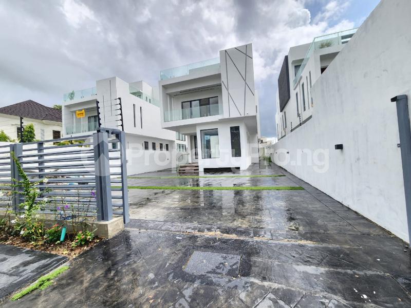 5 bedroom House for sale Pinnock Beach Estate Lekki Lagos