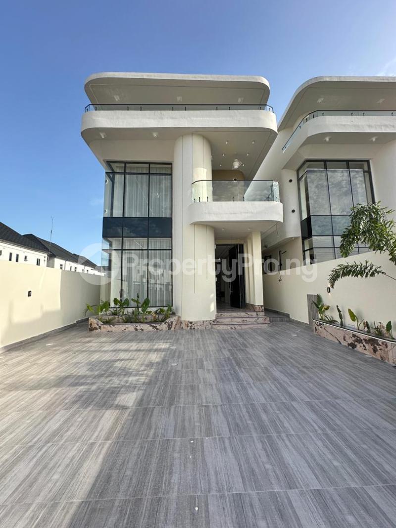 5 bedroom House for sale 2nd Toll Gate Lekki Lagos
