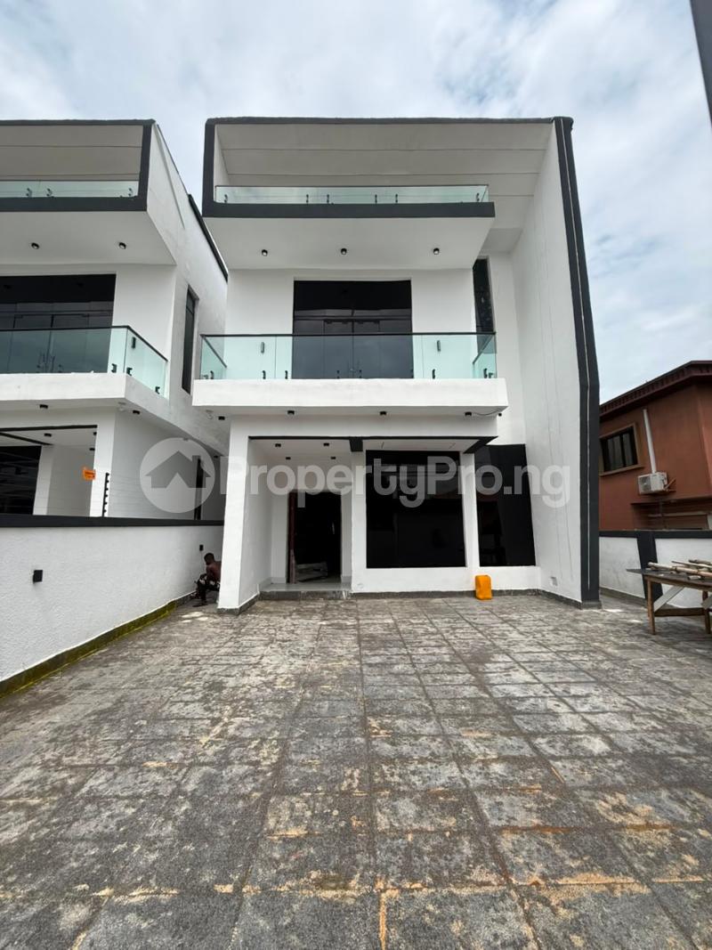 5 bedroom House for sale Ikota Lekki Lagos