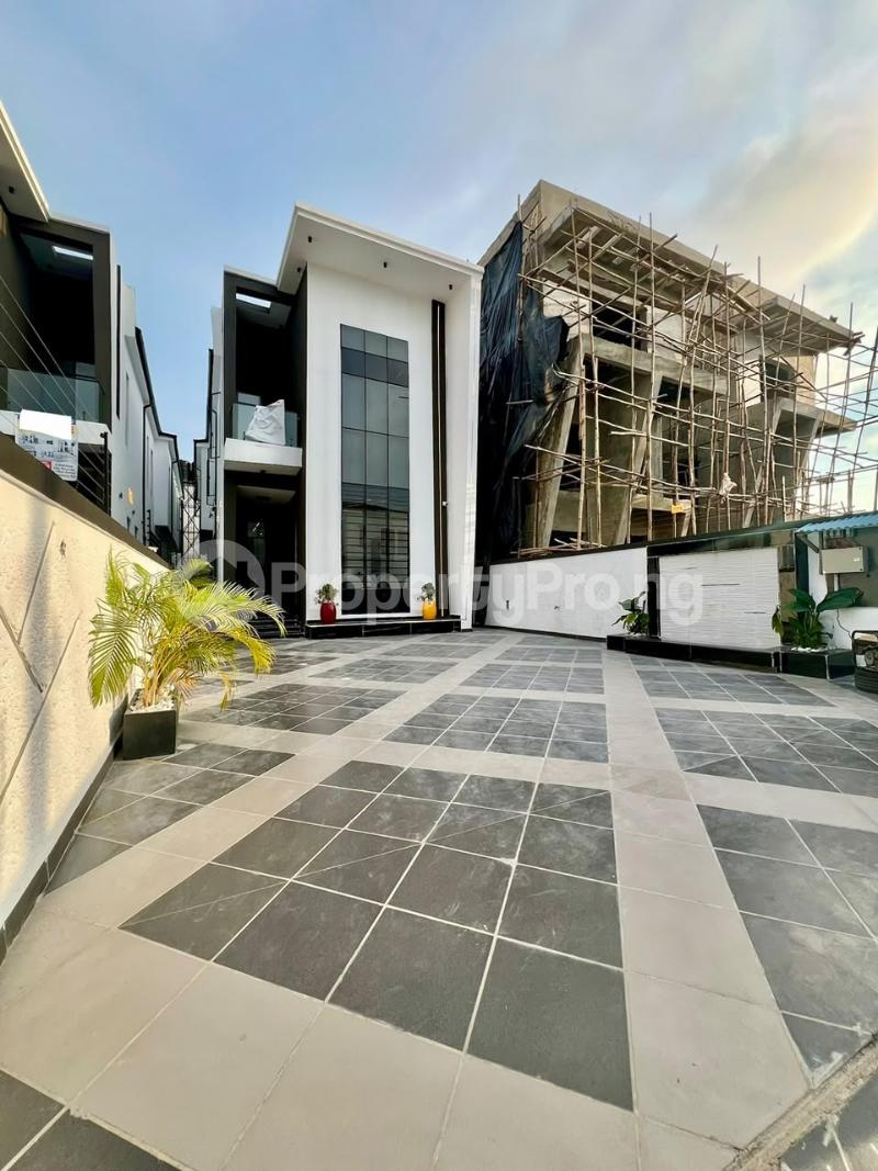 5 bedroom House for sale Ikota Lekki Lagos