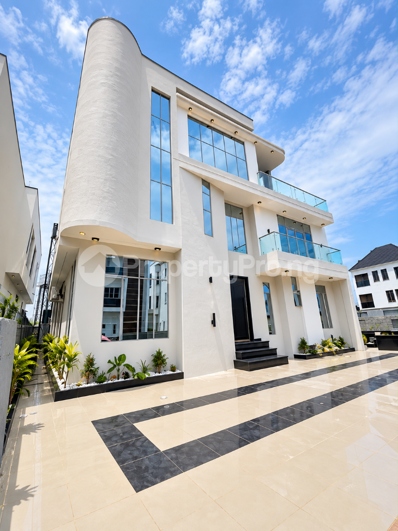 5 bedroom House for sale Chevron Lekki Lagos