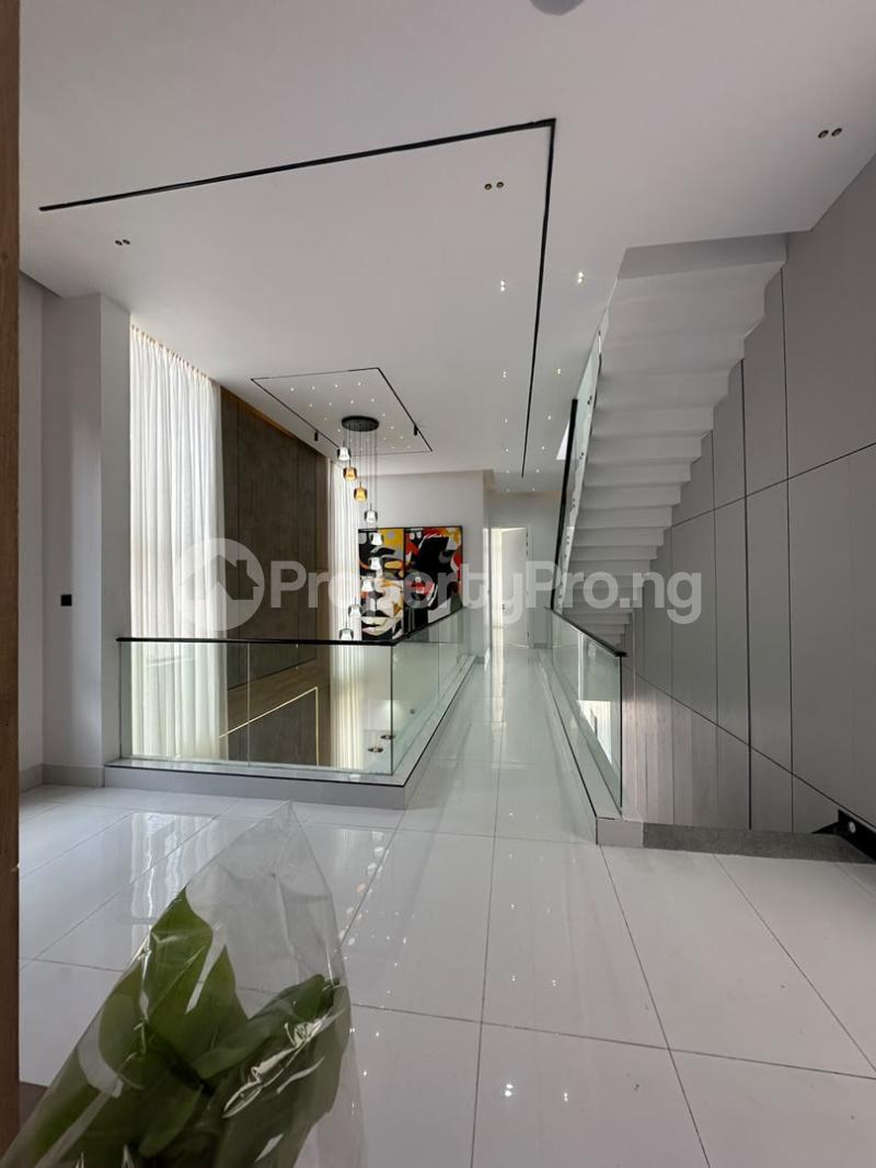 5 bedroom House for sale Ikota Lekki Lagos